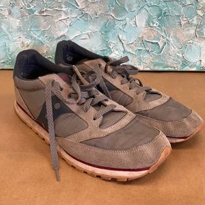 Men’s Saucony Jazz low pro